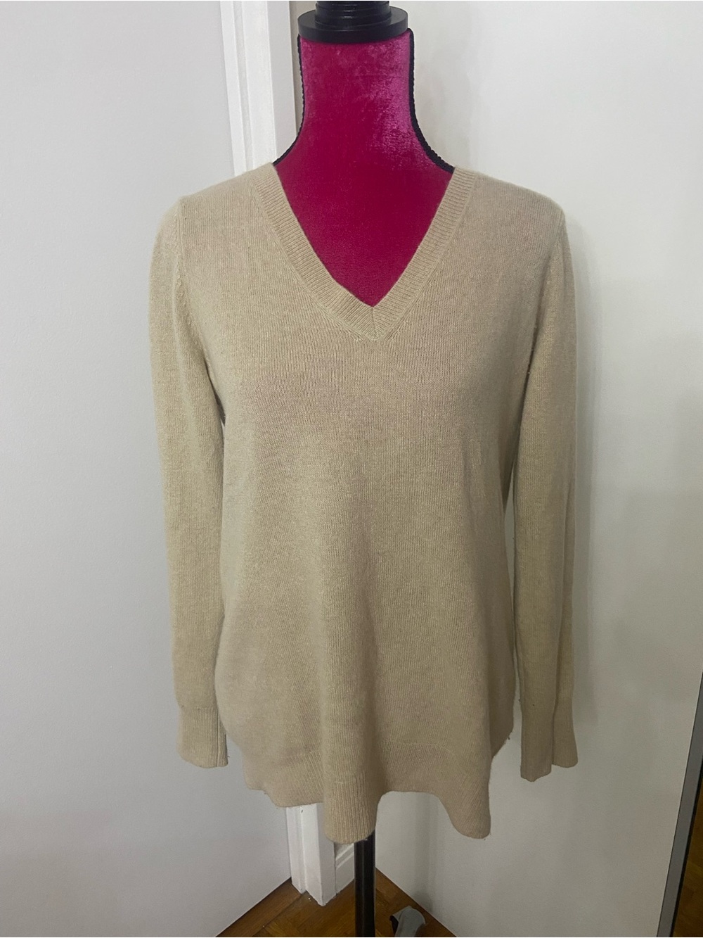 Adriano Goldschmied beige cashmere sweater large